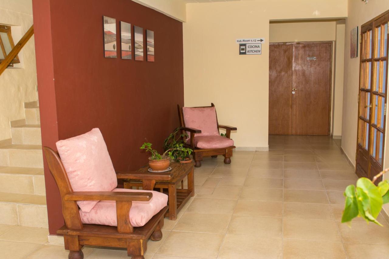 Hostel Pioneros Del Valle Эль-Чальтен Экстерьер фото