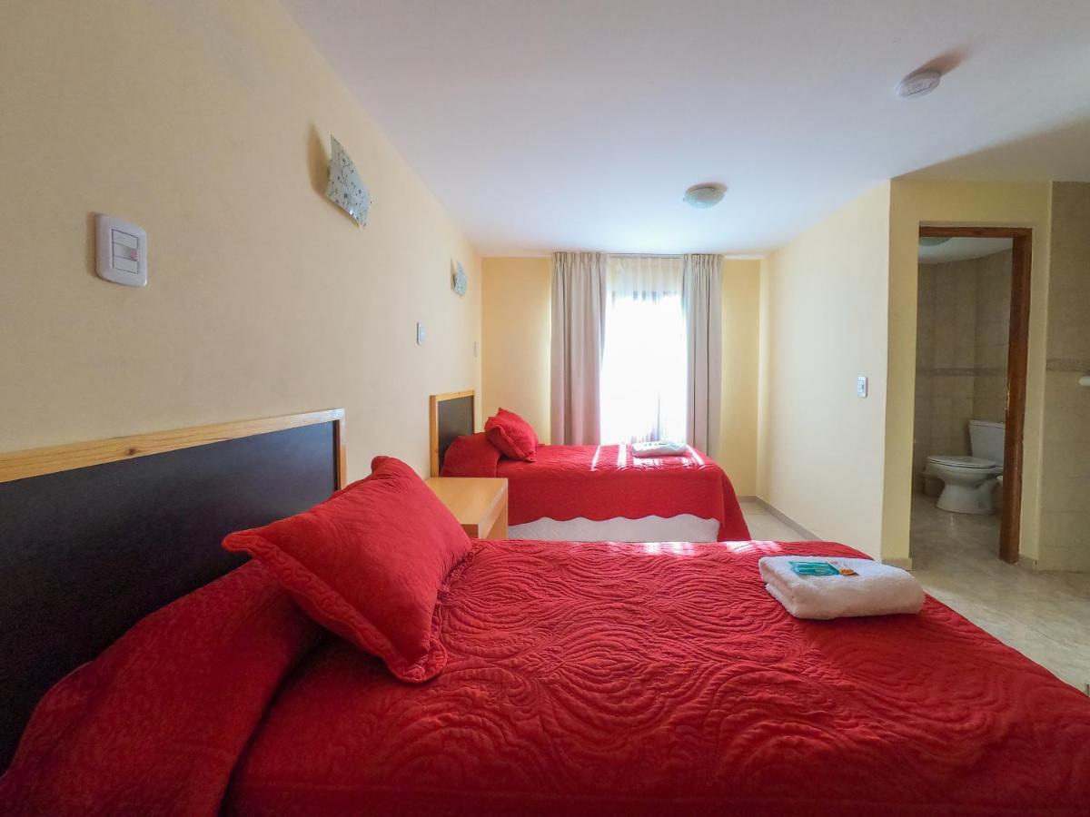 Hostel Pioneros Del Valle Эль-Чальтен Экстерьер фото
